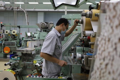河北中烟张家口卷烟厂卷包车间开展劳动竞赛